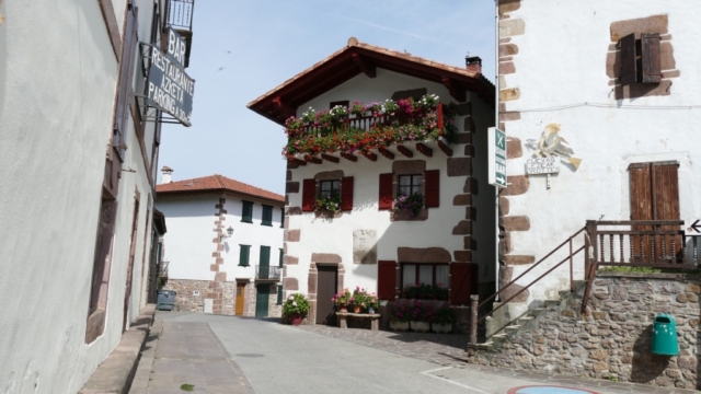 Village Navarrais, Navarre, Pays Basque, coupdecoeurbasque, Zugarramurdi