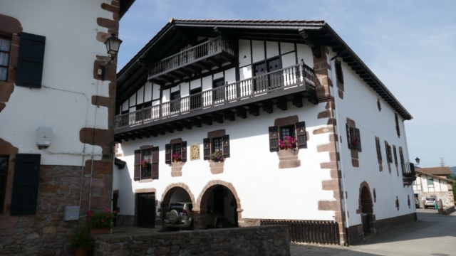 Village Navarrais, Navarre, Pays Basque, coupdecoeurbasque, Zugarramurdi